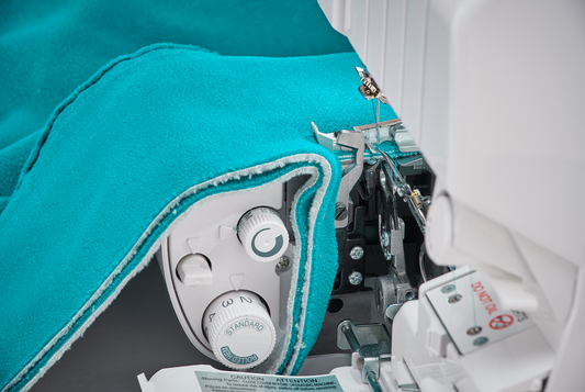 Baby Lock Victory Serger - Self-Threading Jet-Air Technology | Canada