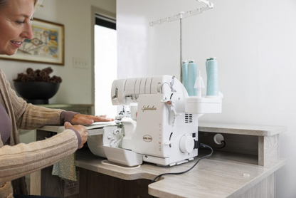 NEW Baby Lock Splendor Serger