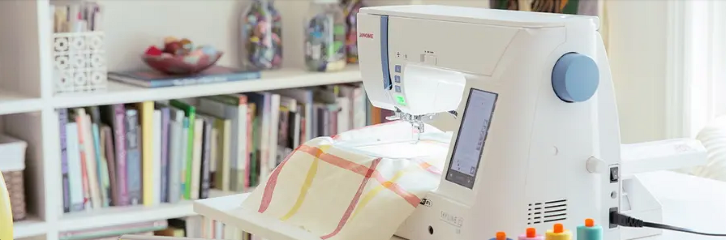 Janome Skyline S9 Sewing Machine