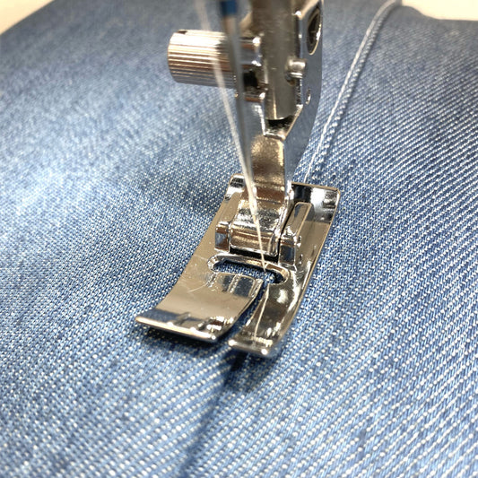 Bi level foot Janome 9 mm