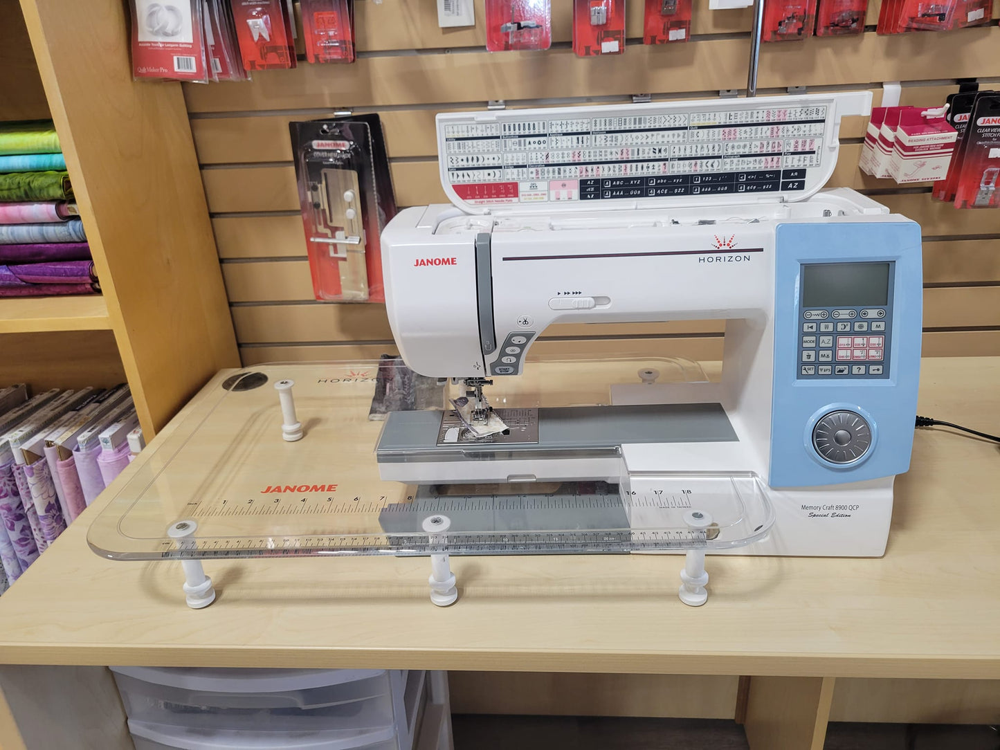 Reconditioned Janome 8900 SE sewing machine